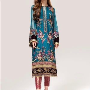 ❣️ SOLD - BAROQUE Designer Salwar Kameez 3-Piece